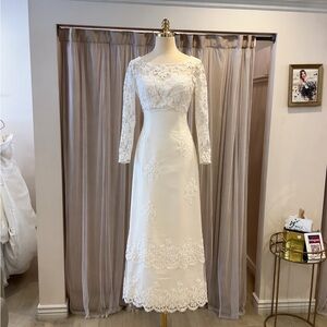 1970 Ivory Lace Long Sleeve Maxi Dress